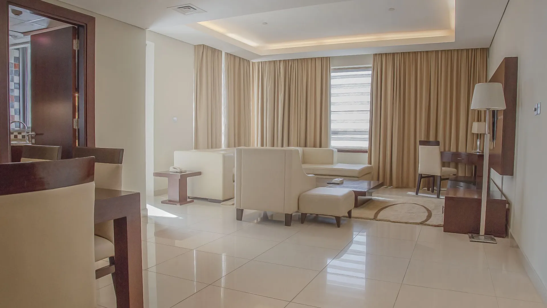 Staybridge Suites Dubai Internet City